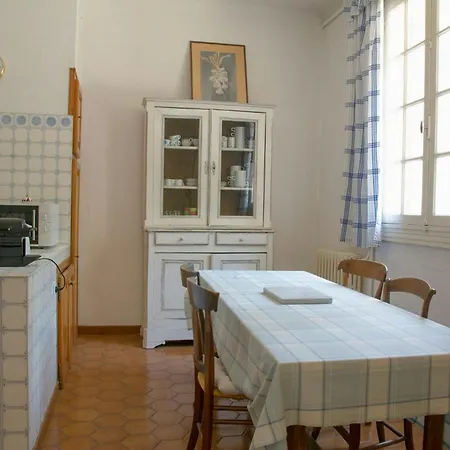 Nyaraló Historic Manor House In L'herault *