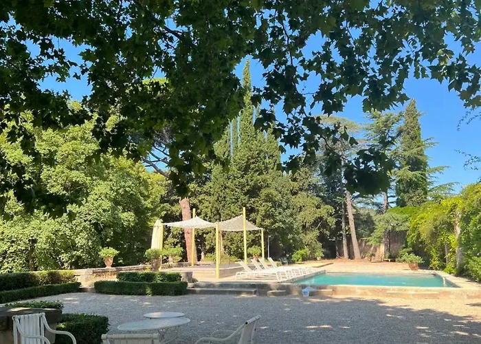 Historic Manor House In L'herault Hébergement de vacances Clermont-lʼHérault