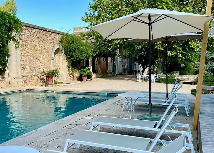 Historic Manor House In L'herault Hébergement de vacances *